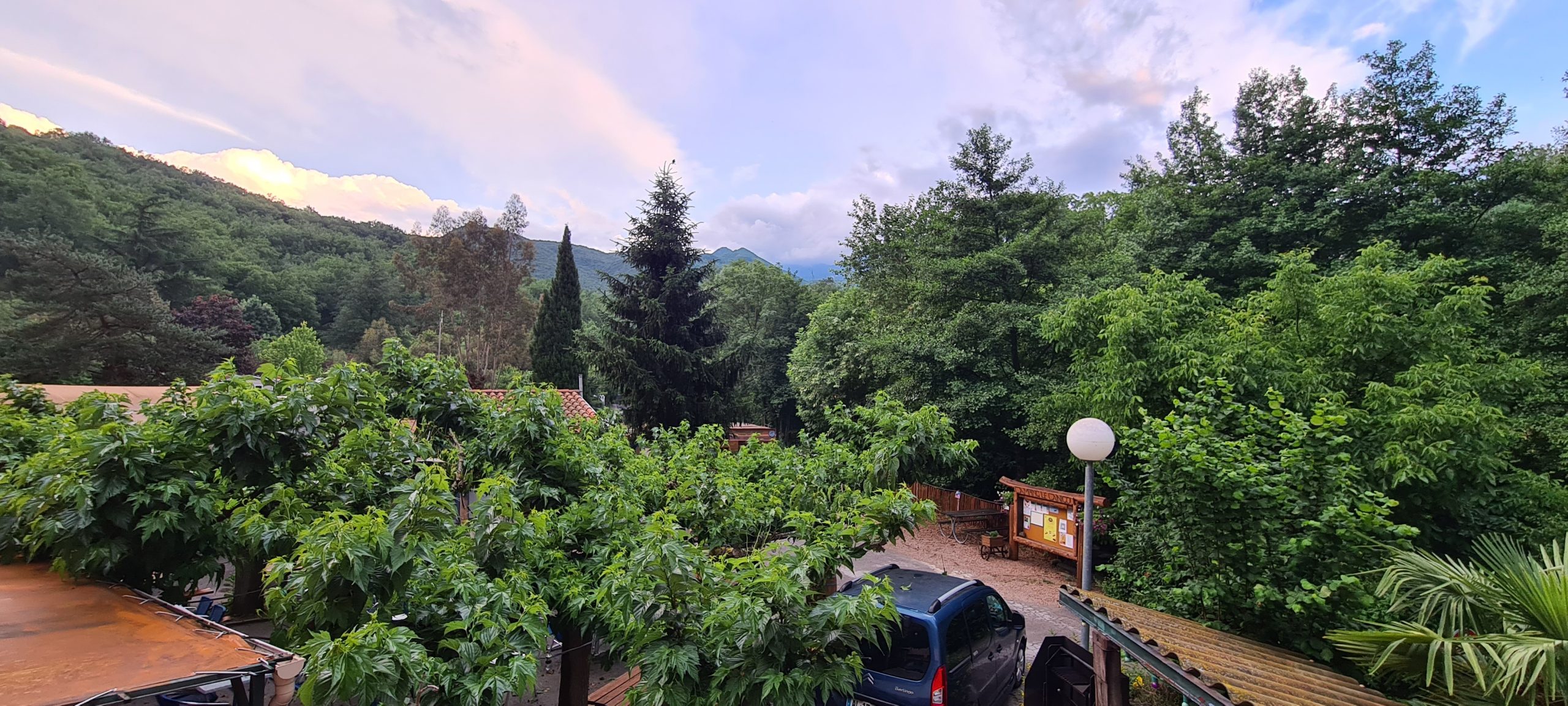 Camping Canigou soleil entré